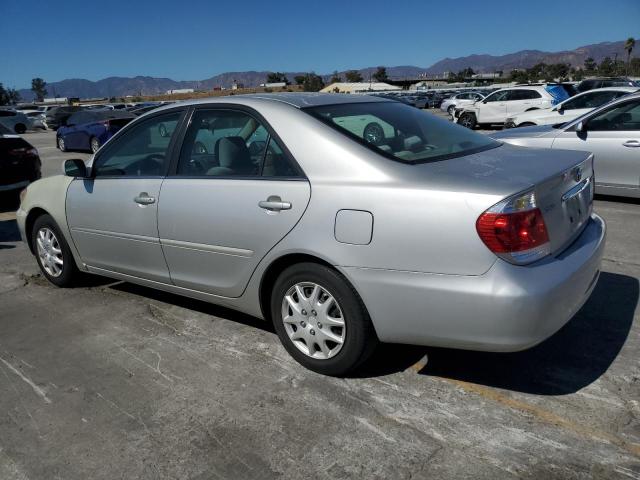 4T1BE32K26U648804 - 2006 TOYOTA CAMRY LE SILVER photo 2