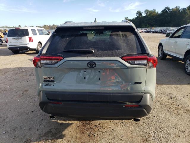 2T3W1RFV3NW200436 - 2022 TOYOTA RAV4 XLE GRAY photo 6