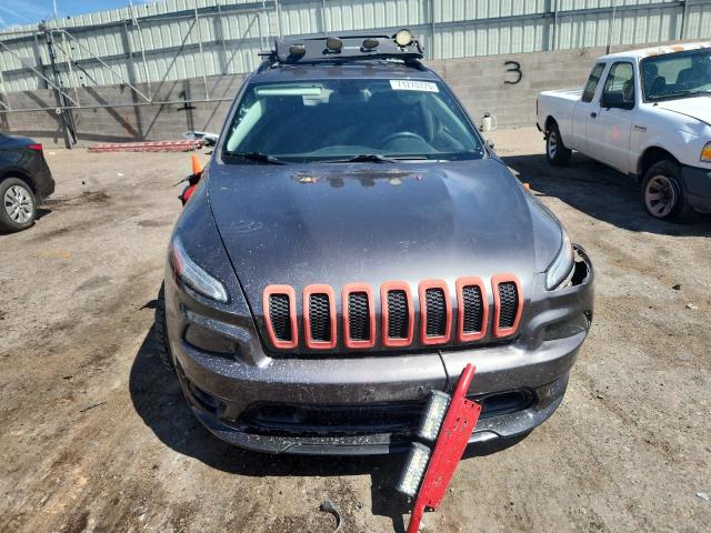 1C4PJLCBXJD589000 - 2018 JEEP CHEROKEE LATITUDE GRAY photo 5