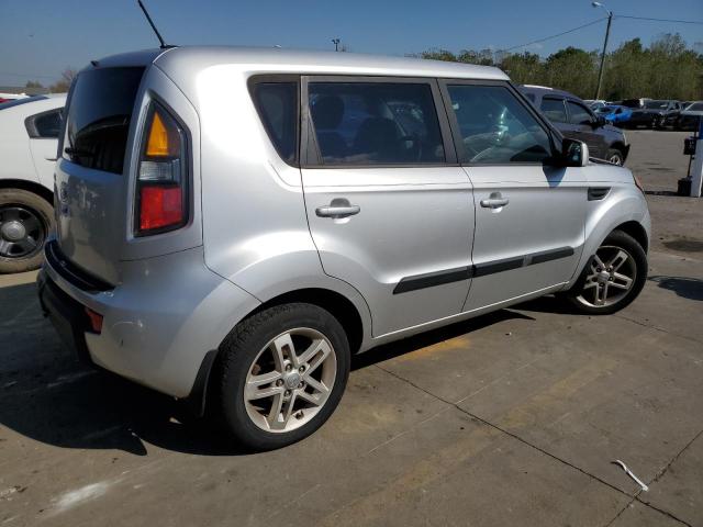 KNDJT2A22B7331020 - 2011 KIA SOUL + SILVER photo 3