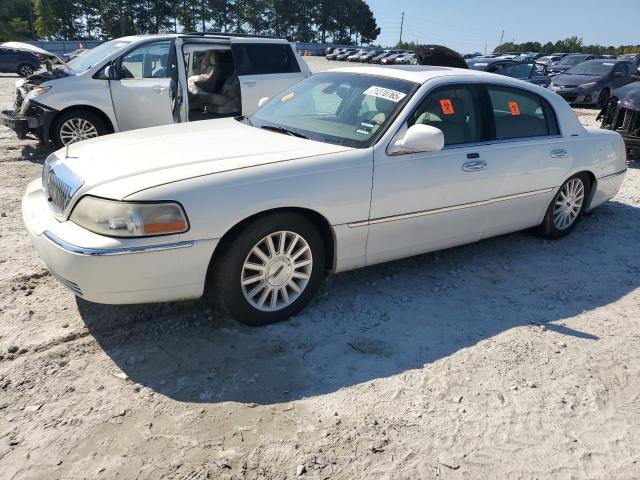 2003 LINCOLN TOWN CAR SIGNATURE, null