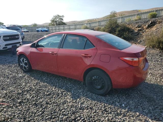 2T1BURHE8JC051691 - 2018 TOYOTA COROLLA L RED photo 2