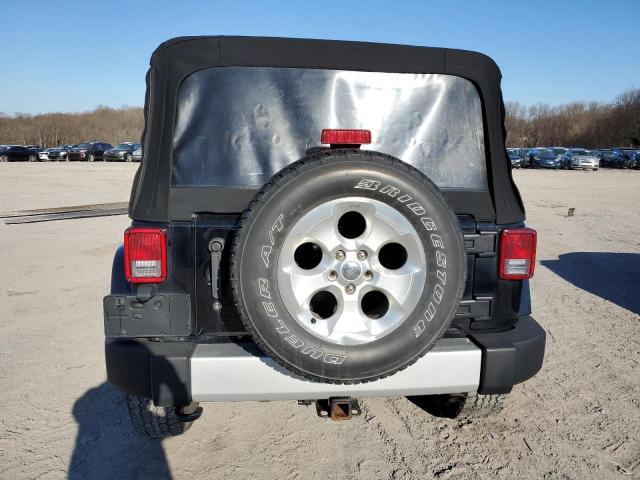 1C4BJWEG9DL684453 - 2013 JEEP WRANGLER U SAHARA BLACK photo 6