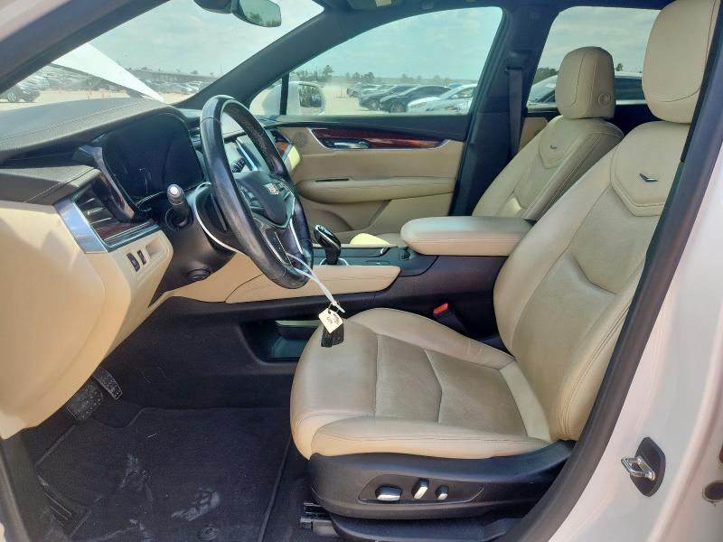 1GYKNCRSXKZ219962 - 2019 CADILLAC XT5 LUXURY أبيض صورة 7