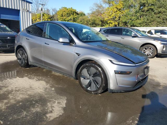 7SAYGDEE6TF326131 - 2026 TESLA MODEL Y GRAY photo 4