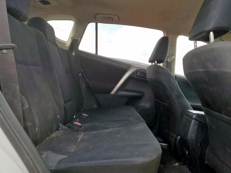 JTMZFREV5HJ719149 - 2017 TOYOTA RAV4 LE WHITE photo 11