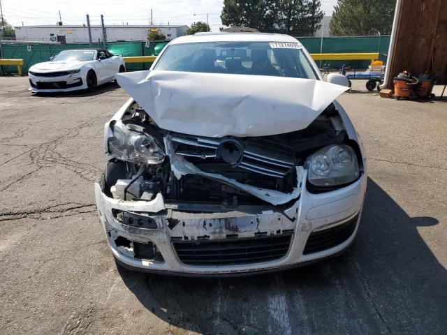 3VWRZ7AJ7AM111654 - 2010 VOLKSWAGEN JETTA SE WHITE photo 5