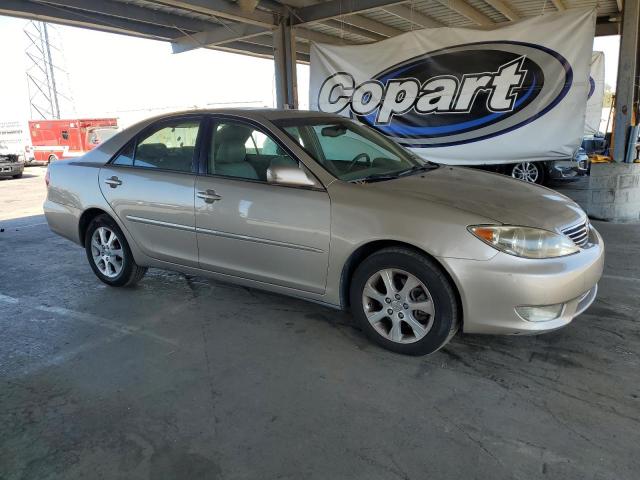 4T1BF30K15U599464 - 2005 TOYOTA CAMRY LE SILVER photo 4