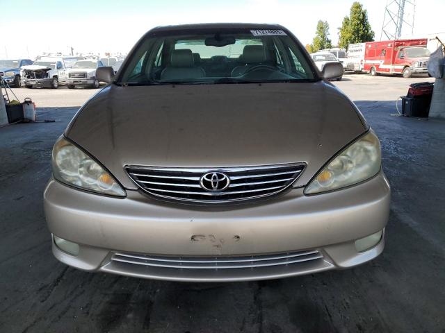 4T1BF30K15U599464 - 2005 TOYOTA CAMRY LE SILVER photo 5