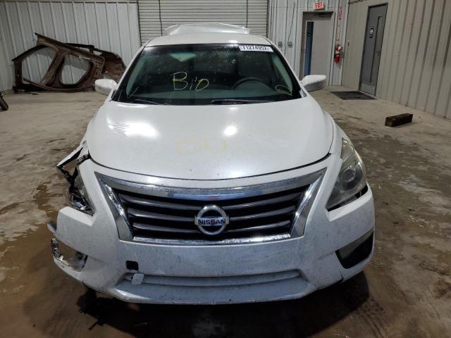 1N4AL3AP2EC194695 - 2014 NISSAN ALTIMA 2.5 WHITE photo 5