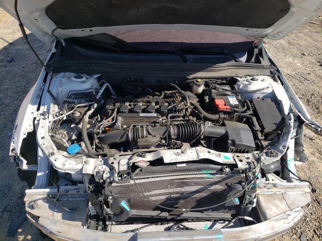 1HGCV1F41JA226043 - 2018 HONDA ACCORD EX WHITE photo 11