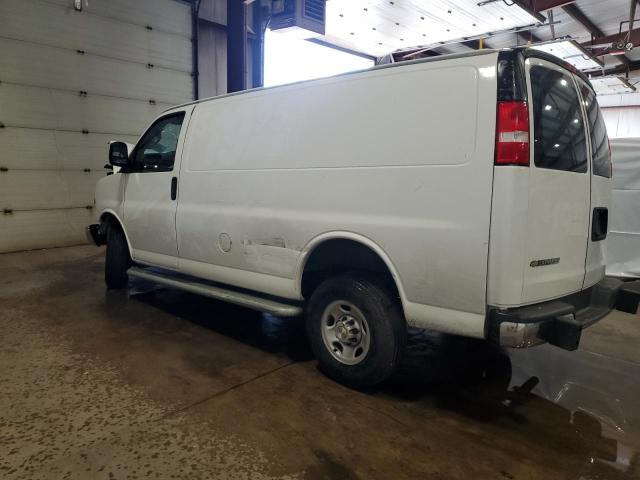 1GCWGAFP1P1150994 - 2023 CHEVROLET EXPRESS G2 WHITE photo 2