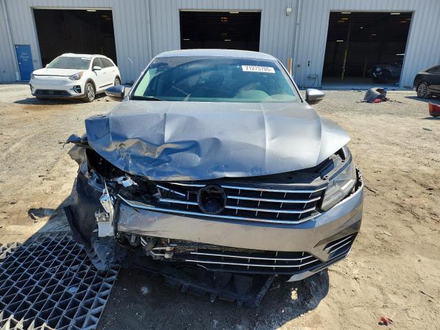 1VWAA7A30JC033340 - 2018 VOLKSWAGEN PASSAT S Серый фото 5