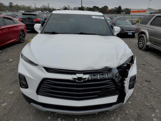 3GNKBCRS9KS696725 - 2019 CHEVROLET BLAZER 2LT WHITE photo 5