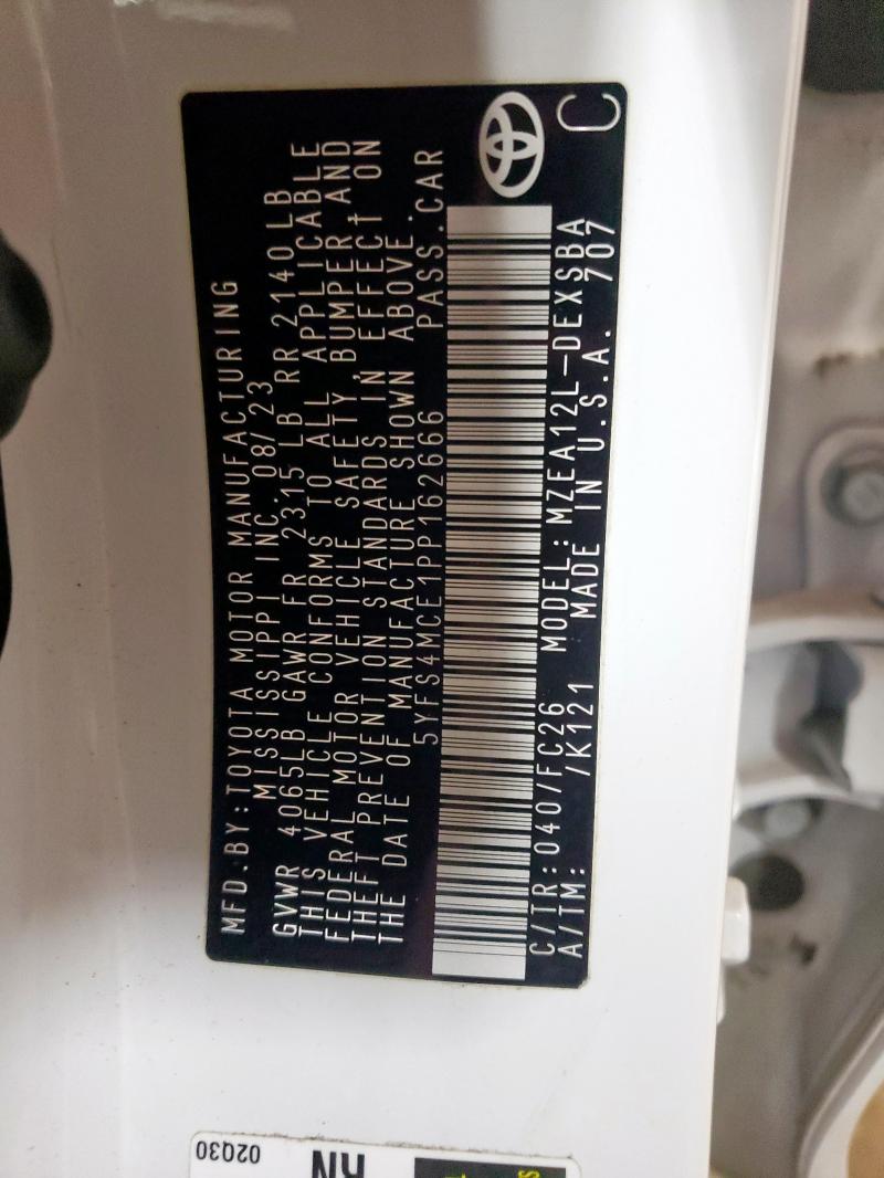 5YFS4MCE1PP162666 - 2023 TOYOTA COROLLA SE Weiß Foto 12