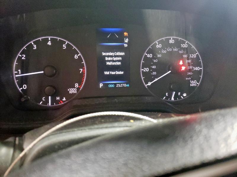 5YFS4MCE1PP162666 - 2023 TOYOTA COROLLA SE Weiß Foto 9