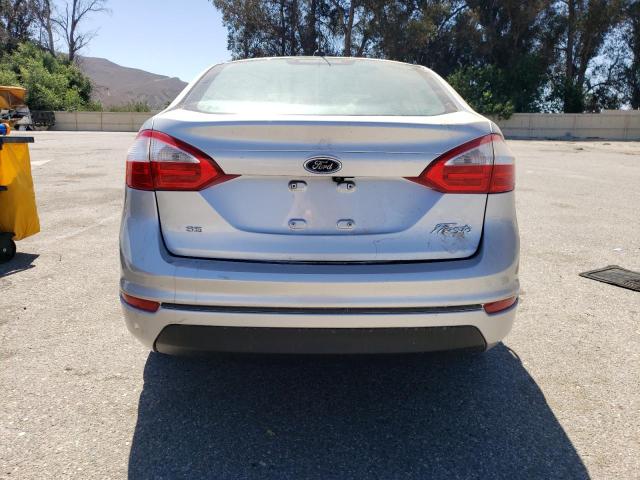 3FADP4BJ7KM142927 - 2019 FORD FIESTA SE Silber Foto 6