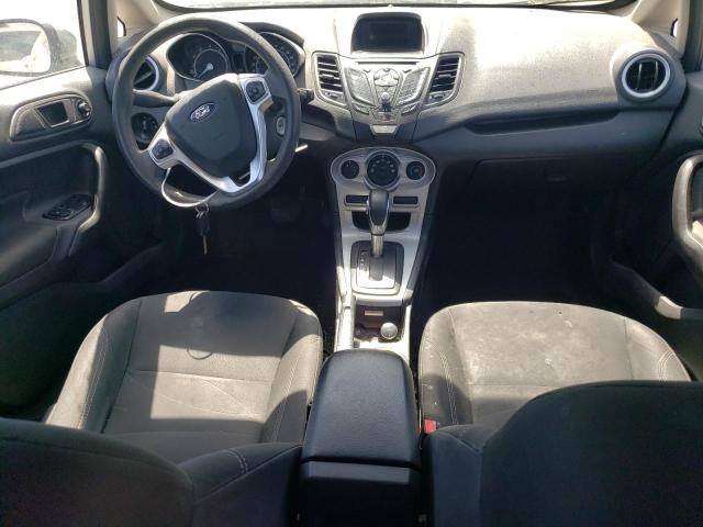 3FADP4BJ7KM142927 - 2019 FORD FIESTA SE Silber Foto 8