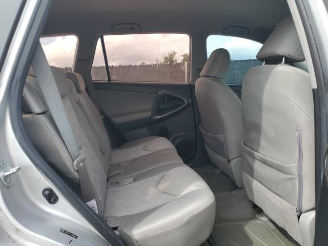 JTMZF33V79D004213 - 2009 TOYOTA RAV4 银色 照片 11
