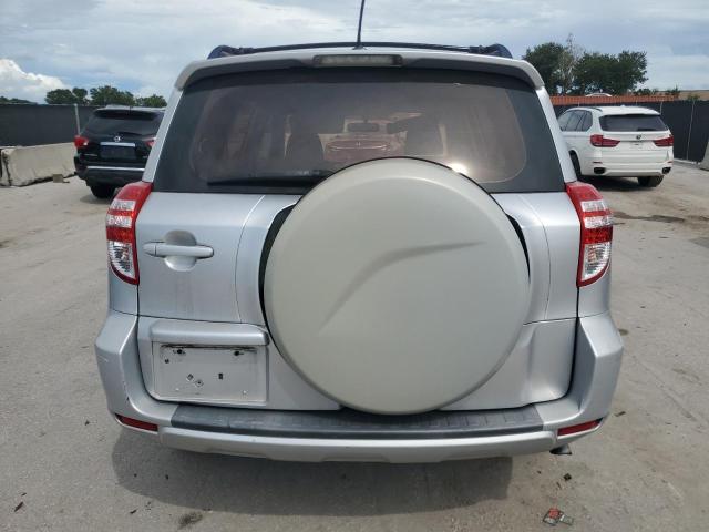 JTMZF33V79D004213 - 2009 TOYOTA RAV4 银色 照片 6
