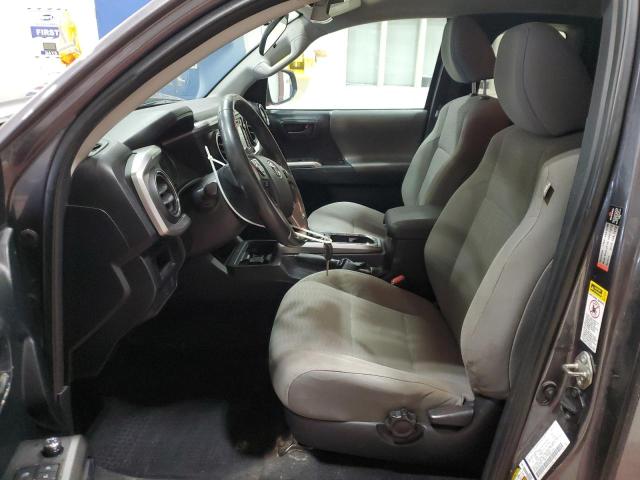5TFSX5EN9HX049755 - 2017 TOYOTA TACOMA ACCESS CAB Մոխրագույն լուսանկար 7