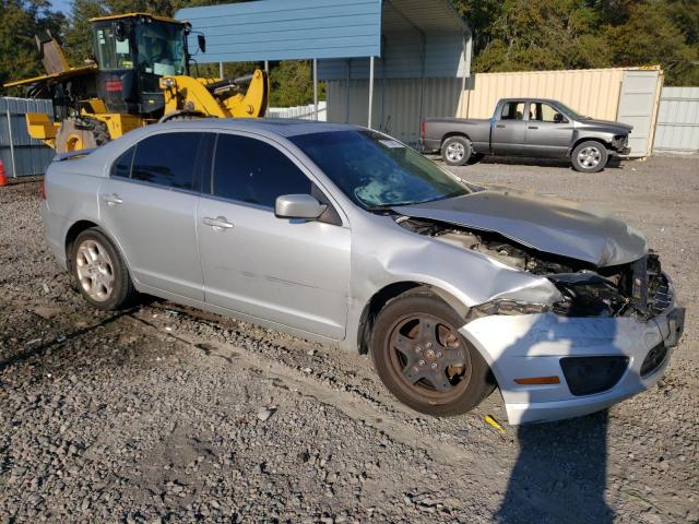 3FAHP0HA8AR381325 - 2010 FORD FUSION SE SILVER photo 4