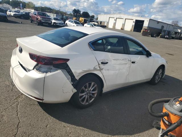 3MZBPABL0KM114045 - 2019 MAZDA 3 WHITE photo 3