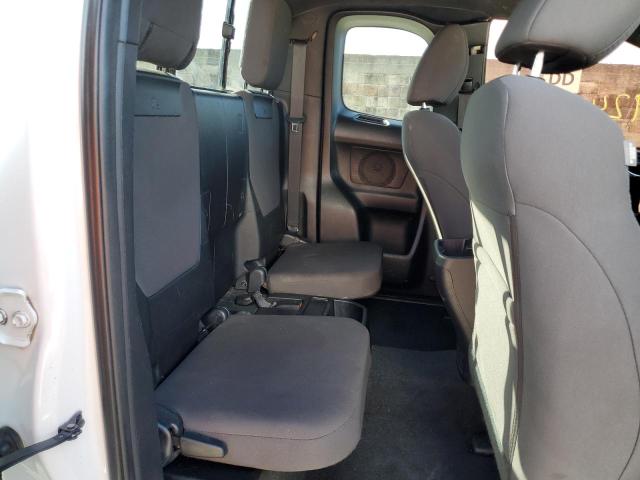 5TFSZ5ANXHX071165 - 2017 TOYOTA TACOMA ACCESS CAB თეთრი ფოტო 10