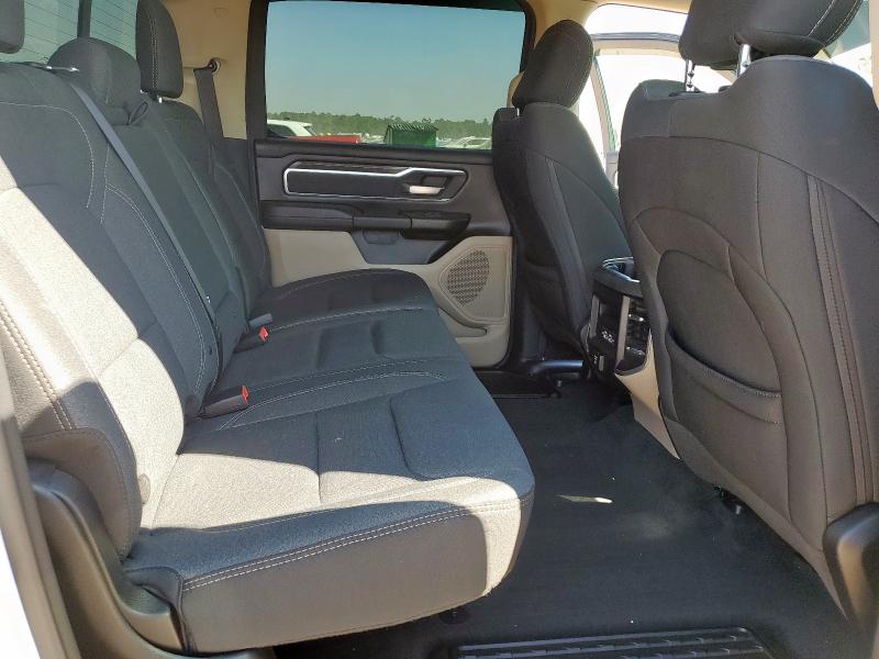 1C6RREFT7MN661973 - 2021 RAM 1500 BIG HORN/LONE STAR WHITE photo 10