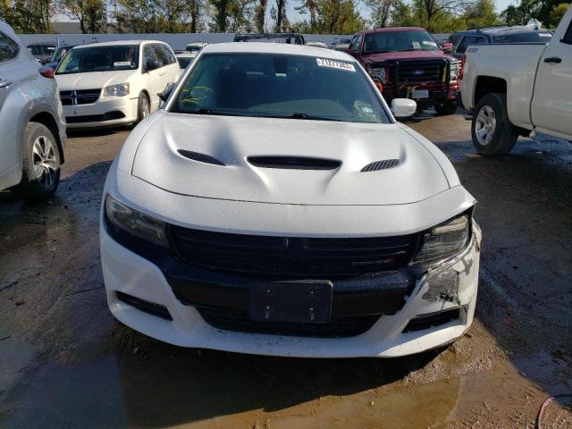 2C3CDXCT3JH211856 - 2018 DODGE CHARGER R/T WHITE photo 5
