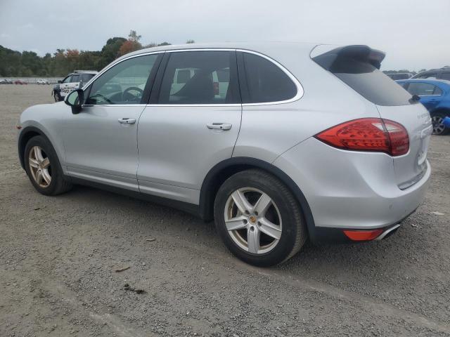 WP1AE2A28CLA93630 - 2012 PORSCHE CAYENNE S HYBRID SILVER photo 2