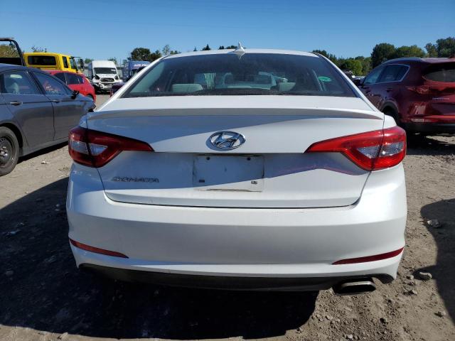 5NPE24AF0HH461823 - 2017 HYUNDAI SONATA SE WHITE photo 6