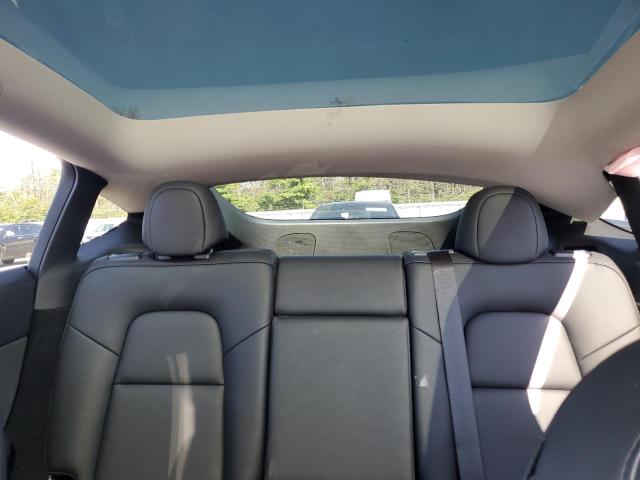 7SAYGDEE8PA184562 - 2023 TESLA MODEL Y Schwarz Foto 10