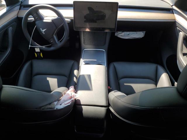 7SAYGDEE8PA184562 - 2023 TESLA MODEL Y Schwarz Foto 8