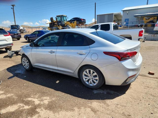 3KPC24A67NE163552 - 2022 HYUNDAI ACCENT SE 银色 照片 2