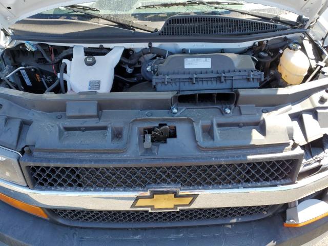 1GCWGAFP7R1206195 - 2024 CHEVROLET EXPRESS G2 WHITE photo 12