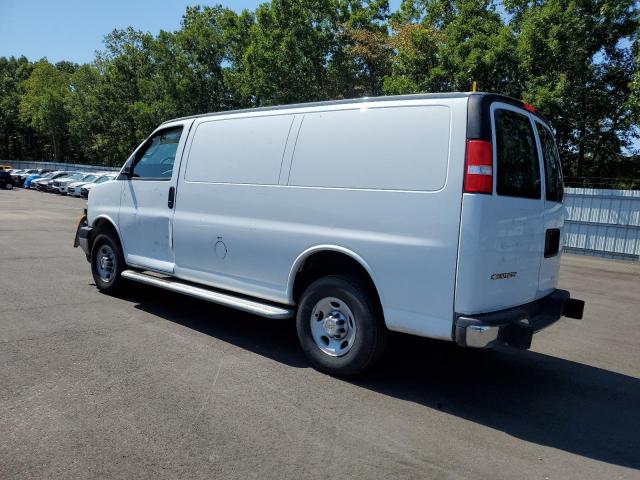 1GCWGAFP7R1206195 - 2024 CHEVROLET EXPRESS G2 WHITE photo 2