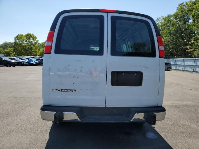 1GCWGAFP7R1206195 - 2024 CHEVROLET EXPRESS G2 WHITE photo 6