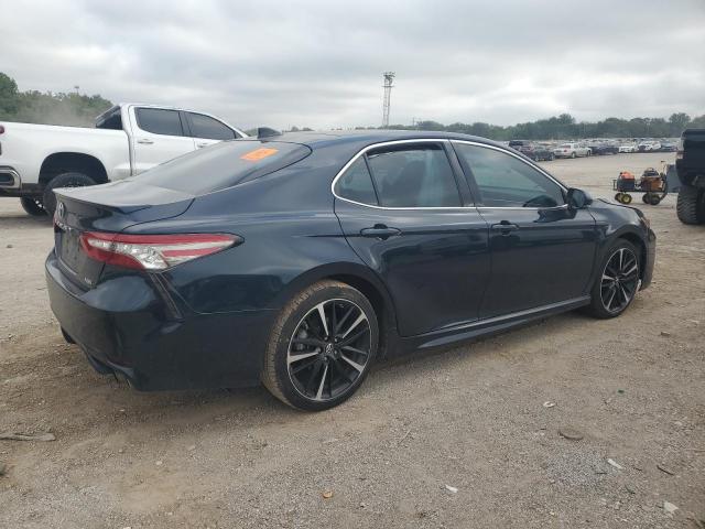 4T1B61HK7JU589623 - 2018 TOYOTA CAMRY XSE TEAL photo 3