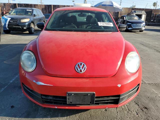 3VWFP7AT9DM636116 - 2013 VOLKSWAGEN BEETLE RED photo 5
