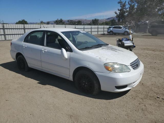 JTDBR32E752063228 - 2005 TOYOTA COROLLA CE WHITE photo 4