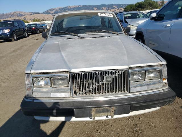 YV1AX884XE1945071 - 1984 VOLVO 244 DL GRAY photo 5