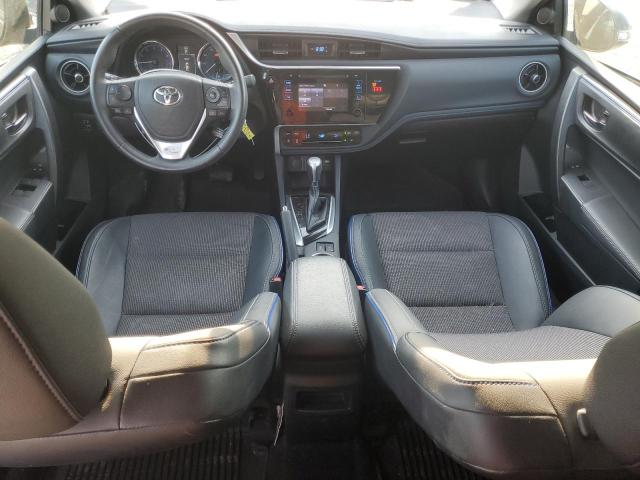 2T1BURHE4JC019319 - 2018 TOYOTA COROLLA L BLUE photo 8