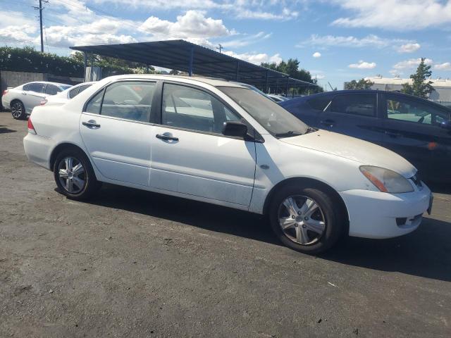 JA3AJ26E46U032417 - 2006 MITSUBISHI LANCER ES თეთრი ფოტო 4