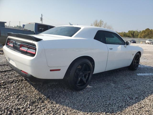 2C3CDZFJ5KH625406 - 2019 DODGE CHALLENGER R/T SCAT PACK WHITE photo 3