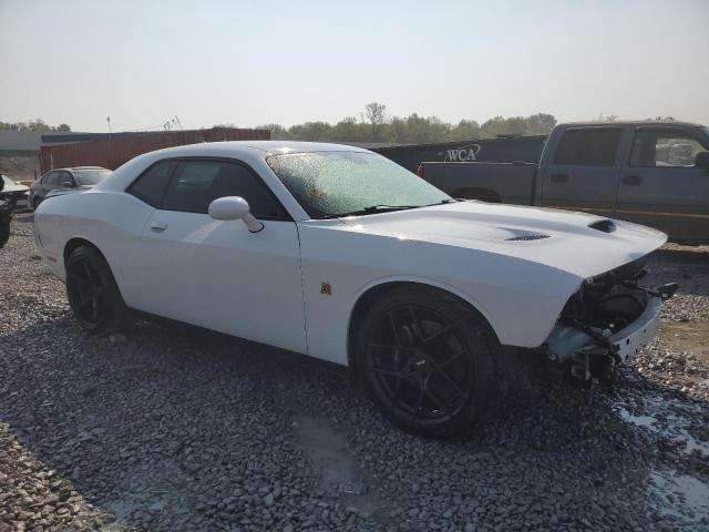 2C3CDZFJ5KH625406 - 2019 DODGE CHALLENGER R/T SCAT PACK WHITE photo 4