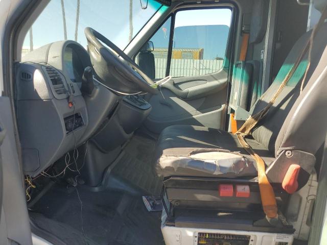 WD0PD744X55834044 - 2005 DODGE SPRINTER 2500 白色 照片 7