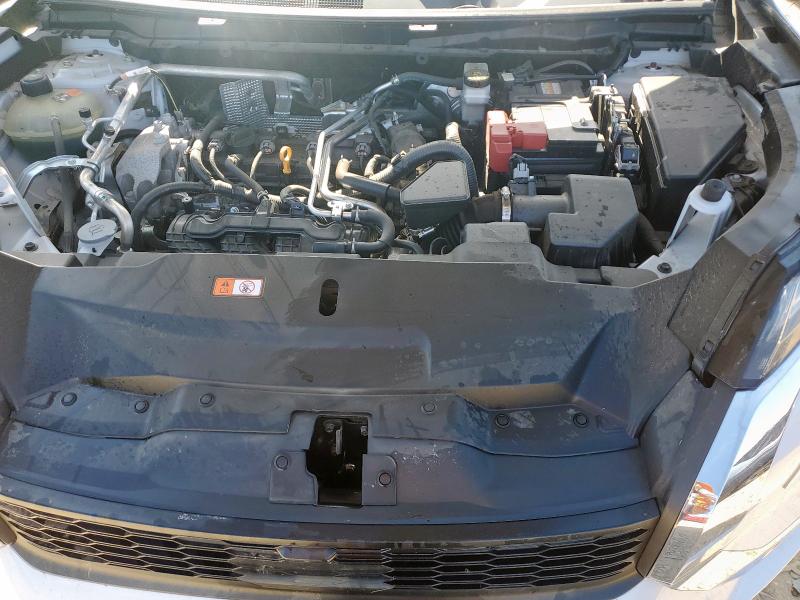 JA4J4VA81RZ020898 - 2024 MITSUBISHI OUTLANDER SE WHITE photo 12