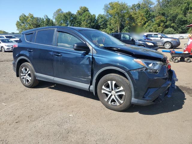 JTMBFREV8JJ251439 - 2018 TOYOTA RAV4 LE ლურჯი ფოტო 4