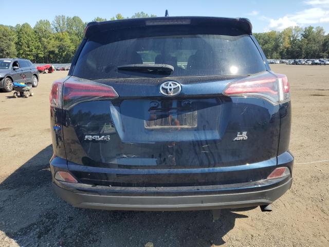 JTMBFREV8JJ251439 - 2018 TOYOTA RAV4 LE ლურჯი ფოტო 6